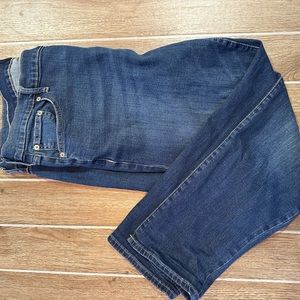 GAP girlfriend jean